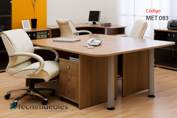 Straight shape executive style desktop