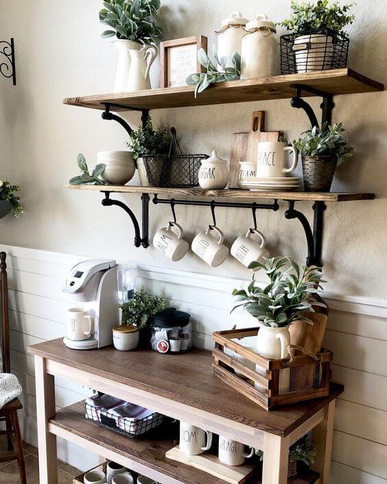 Mueble de cocina y plantas