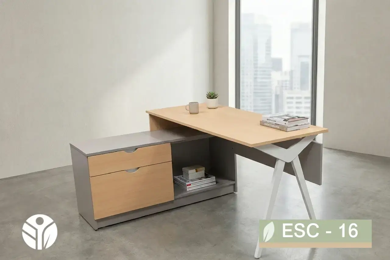 Escritorio de oficina madera clara con retorno gris y cajones abiertos, estructura blanca, Costa Rica